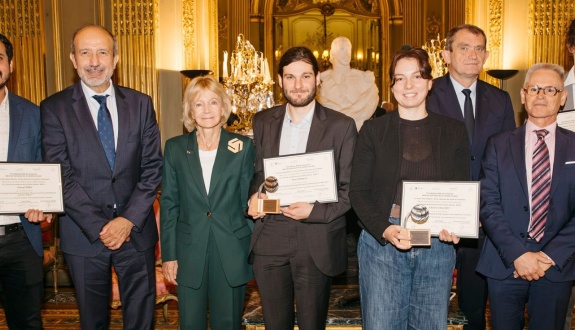 Jonas Aparicio reçoit le 1er Prix Abertis de la recherche pour la Mobilité Durable