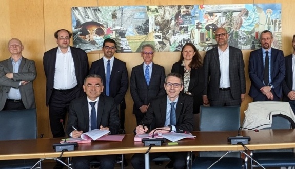 L'École et Scalian lancent la chaire de recherche IA & Data for Industrial Engineering