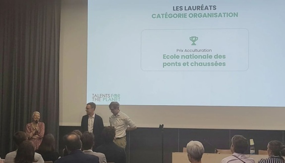 L'École récompensée pour son projet "Mon métier d’agent public face à l’urgence écologique"